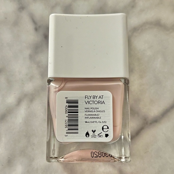 New Nails Inc. Polish in Fly By At Victoria 45 Second Speedy Gloss - Picture 6 of 10